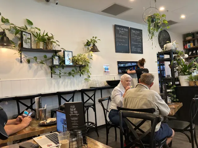 THE SHELF DELI CAFÉ