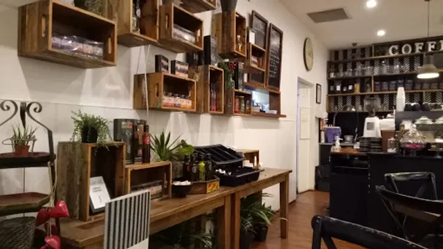 THE SHELF DELI CAFÉ
