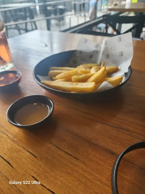 The Sporting Globe Bar & Grill Robina