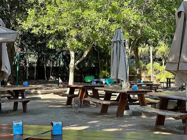 Tipplers cafe
