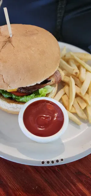 Tugun Tavern