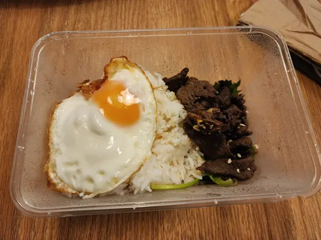 USOK Filipino Grill x Noypi Halo Halo