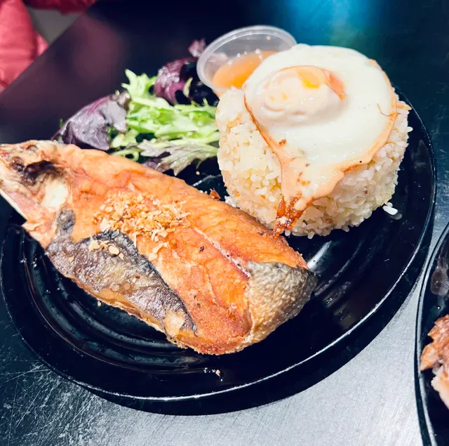 USOK Filipino Grill x Noypi Halo Halo