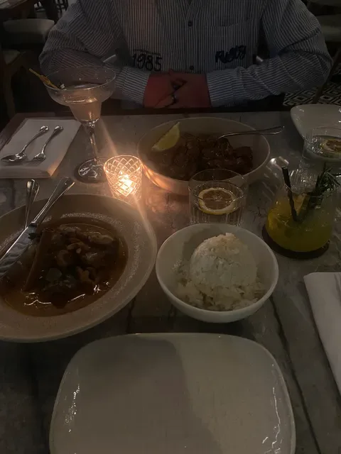 VALYN Thai Restaurant & Bar