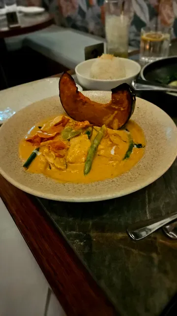 VALYN Thai Restaurant & Bar