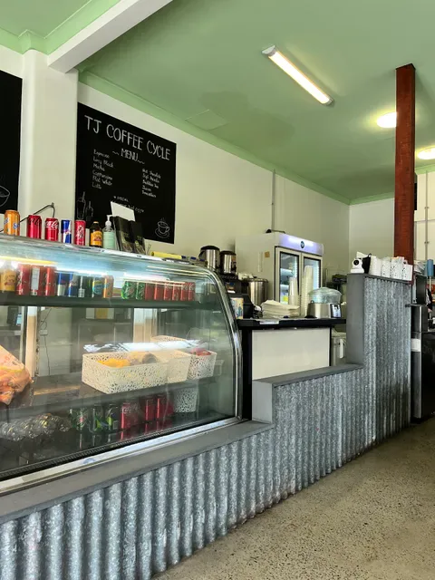 Viet Au Kitchen