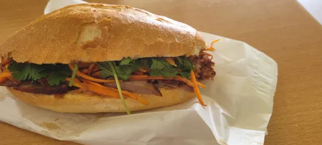 Viet Au Kitchen