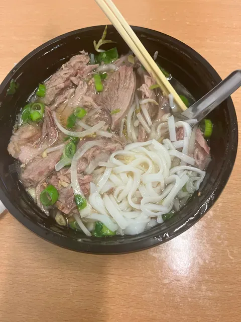 Viet Au Kitchen