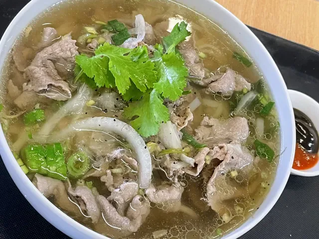 Viet Au Kitchen