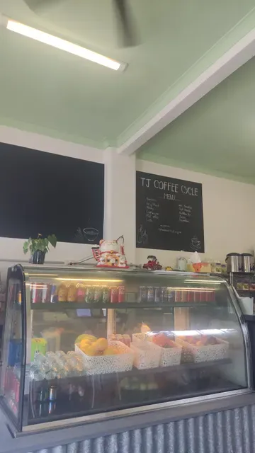 Viet Au Kitchen