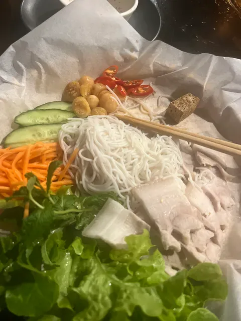 VietNam Oi (Vietnamese Restaurant Surfers Paradise)