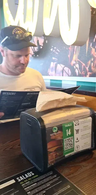 Wahlburgers
