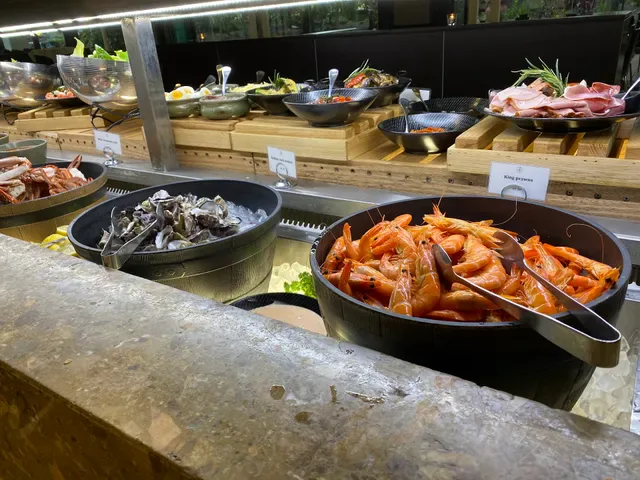 Waves Buffet Restaurant