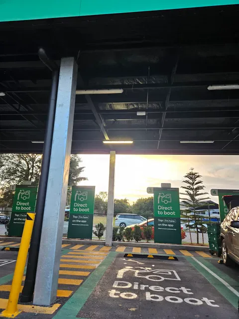 Woolworths Elanora (The Pines)