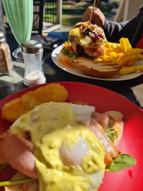 Aunty Alice's Café