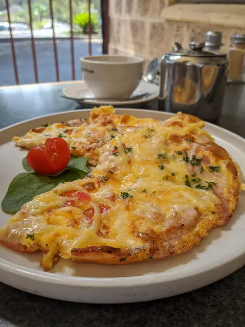 Aunty Alice's Café