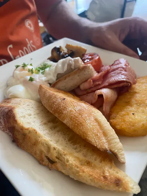 Aunty Alice's Café