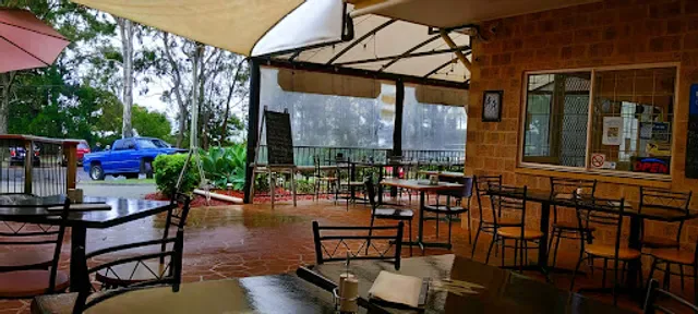 Aunty Alice's Café