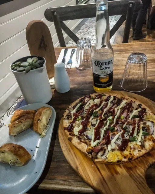 Basil & Vine
