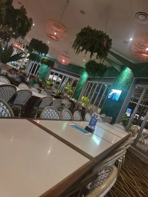 Beachmere Hotel