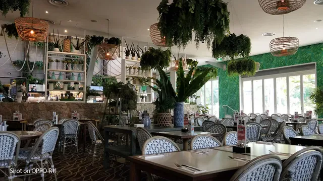 Beachmere Hotel