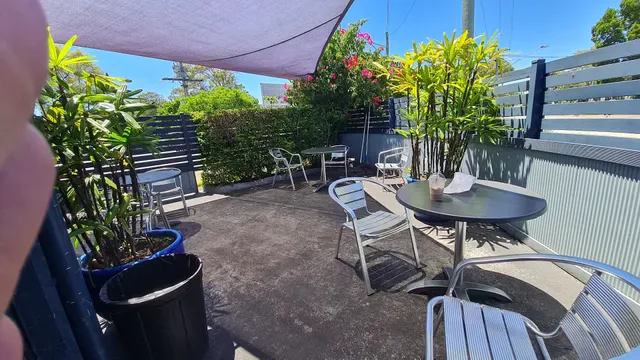 Beachmere Takeaway