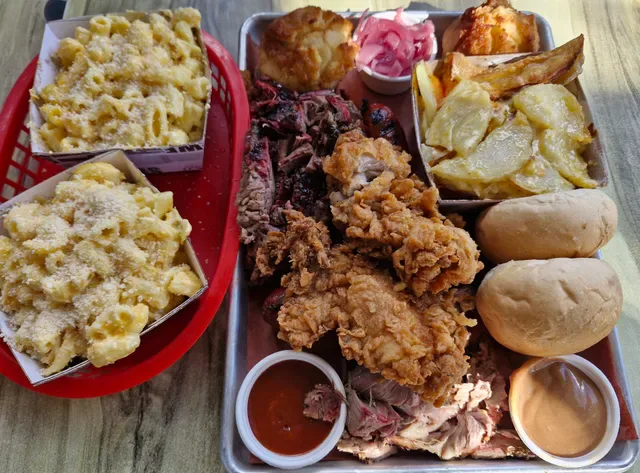 Billy's Backyard BBQ