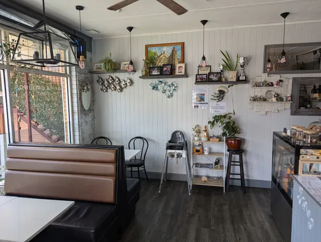 Coffee Rounds Cafe
