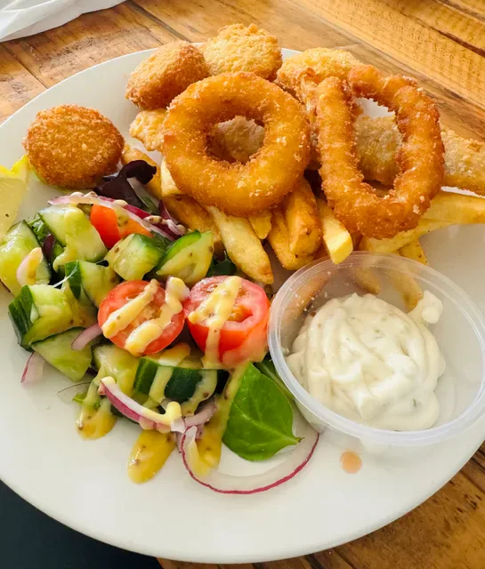 Coochiemudlo Island Beach Bar And Grill