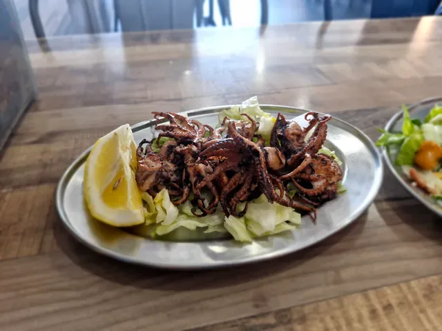 Costa's Seafood Cafe