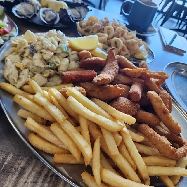 Costa's Seafood Cafe