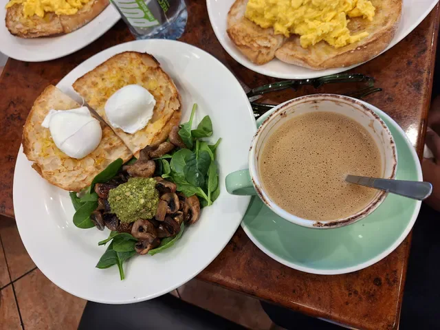 Crusoe Cafe