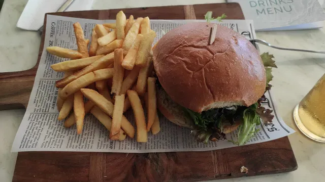 Fiction Bar & Restaurant