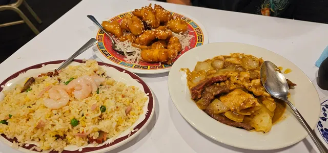 Golden Horse Chinese Restaurant