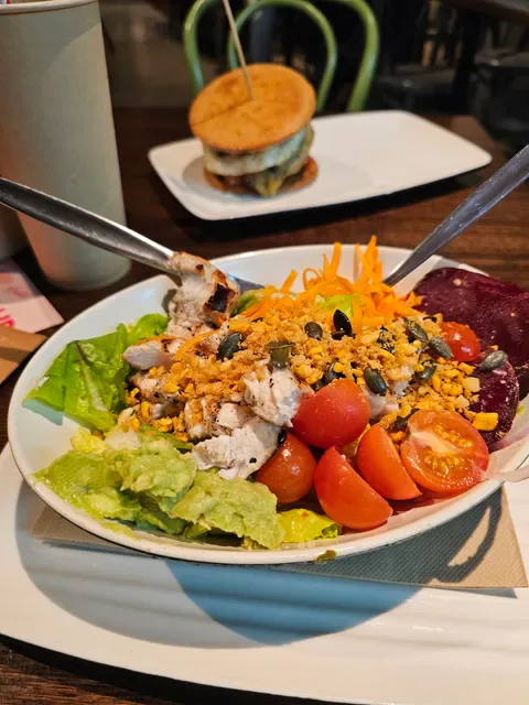 Grill'd Burgers - Eatons Hill