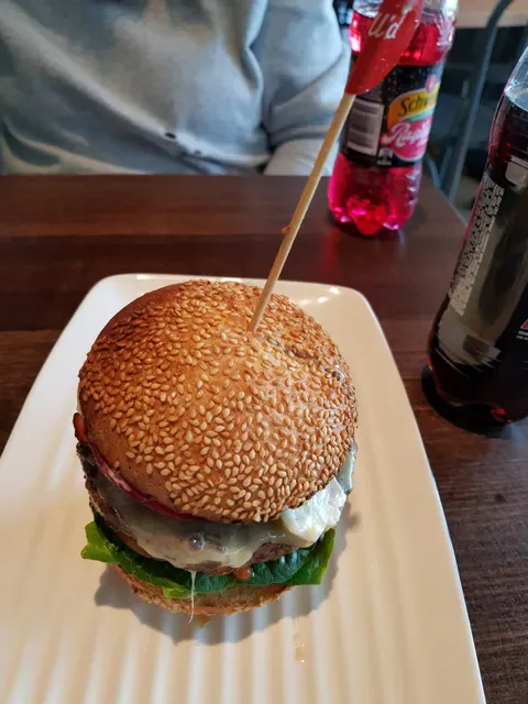 Grill'd Burgers - Eatons Hill