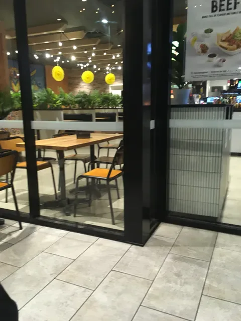 Guzman y Gomez - Capalaba