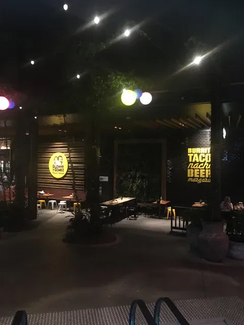 Guzman y Gomez - North Lakes