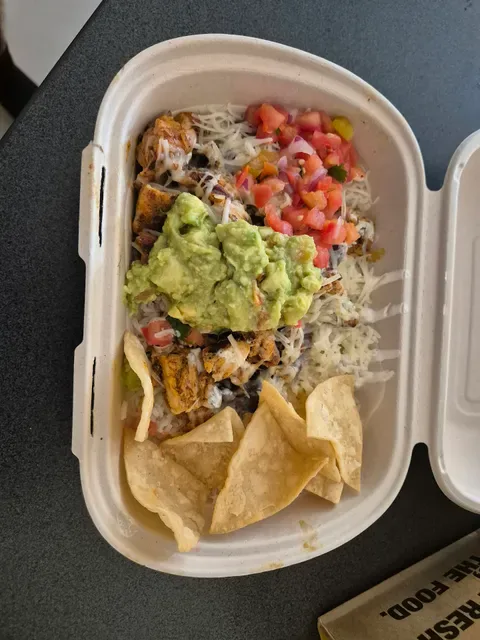 Guzman y Gomez - North Lakes