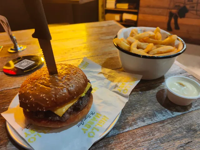 Hello Harry The Burger Joint (Strathpine)