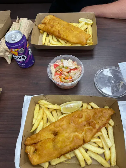 Hook'd on Seafood Morayfield