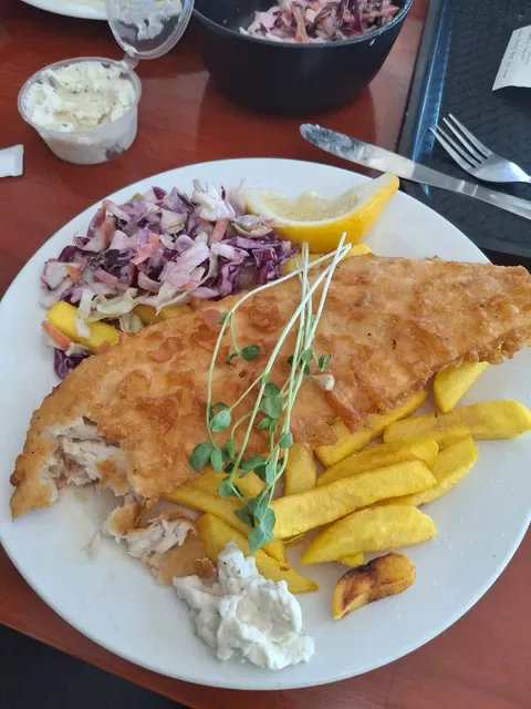 Hook'd on Seafood Morayfield