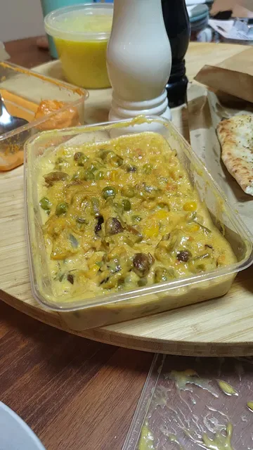 Indian & Persian Cuisines
