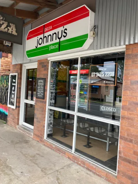 Johnny's Pizza Place