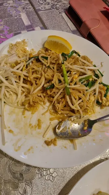 Kob's Thai Kitchen