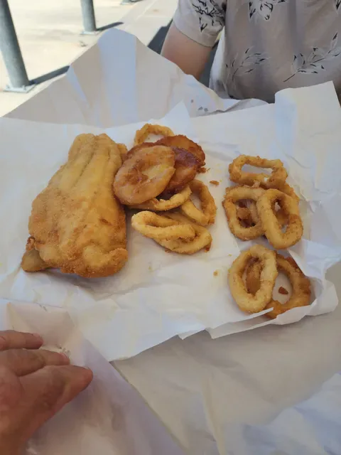 L&D Seafood Take Away