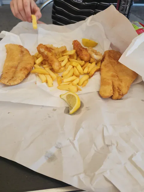 L&D Seafood Take Away
