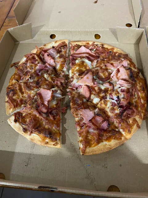 La Madrina Pizza