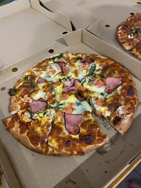 La Madrina Pizza