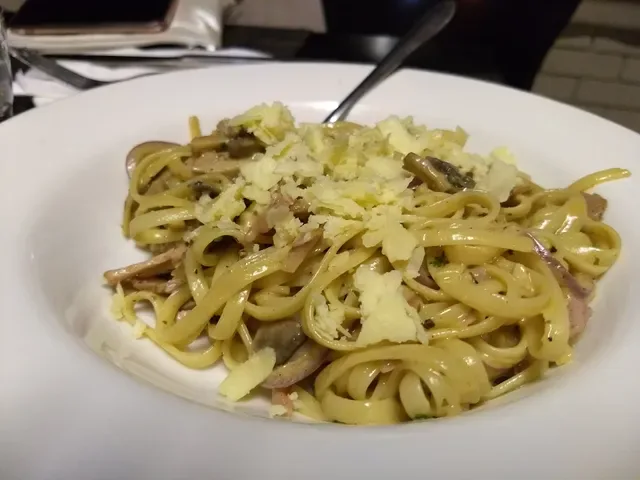 La Vera Gourmet Pizza & Bar